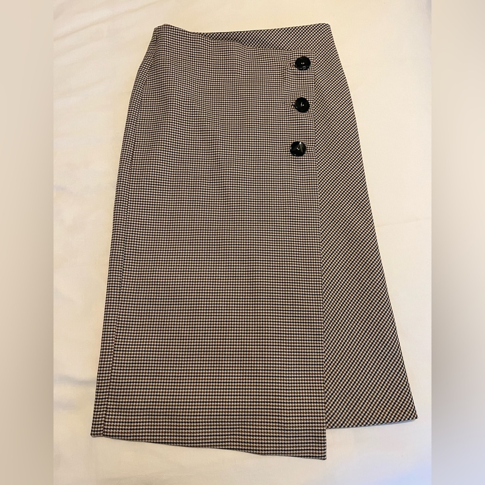 Zara Women Black and White Midi Pencil Skirt Asymmetrical- Medium